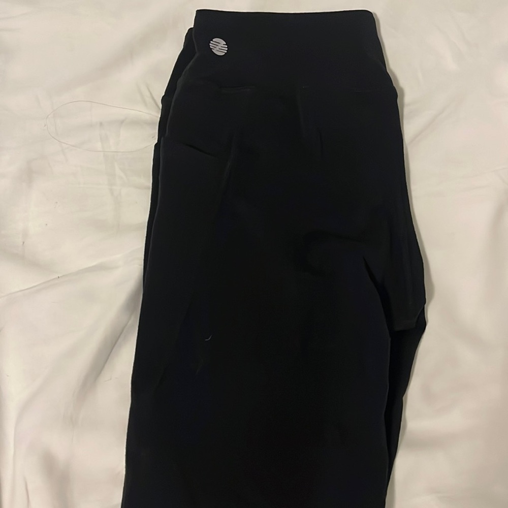 3 pairs of leggings